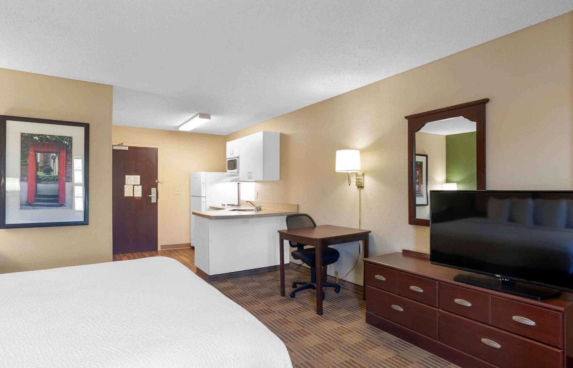 Extended Stay America Suites - Dallas - Las Colinas - Carnaby St Irving Buitenkant foto