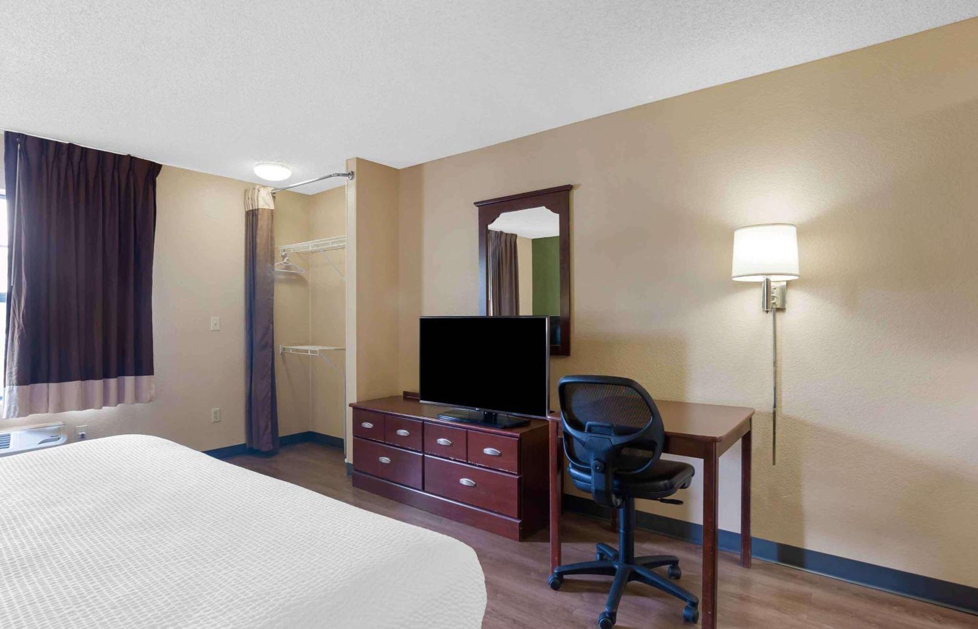 Extended Stay America Suites - Dallas - Las Colinas - Carnaby St Irving Buitenkant foto