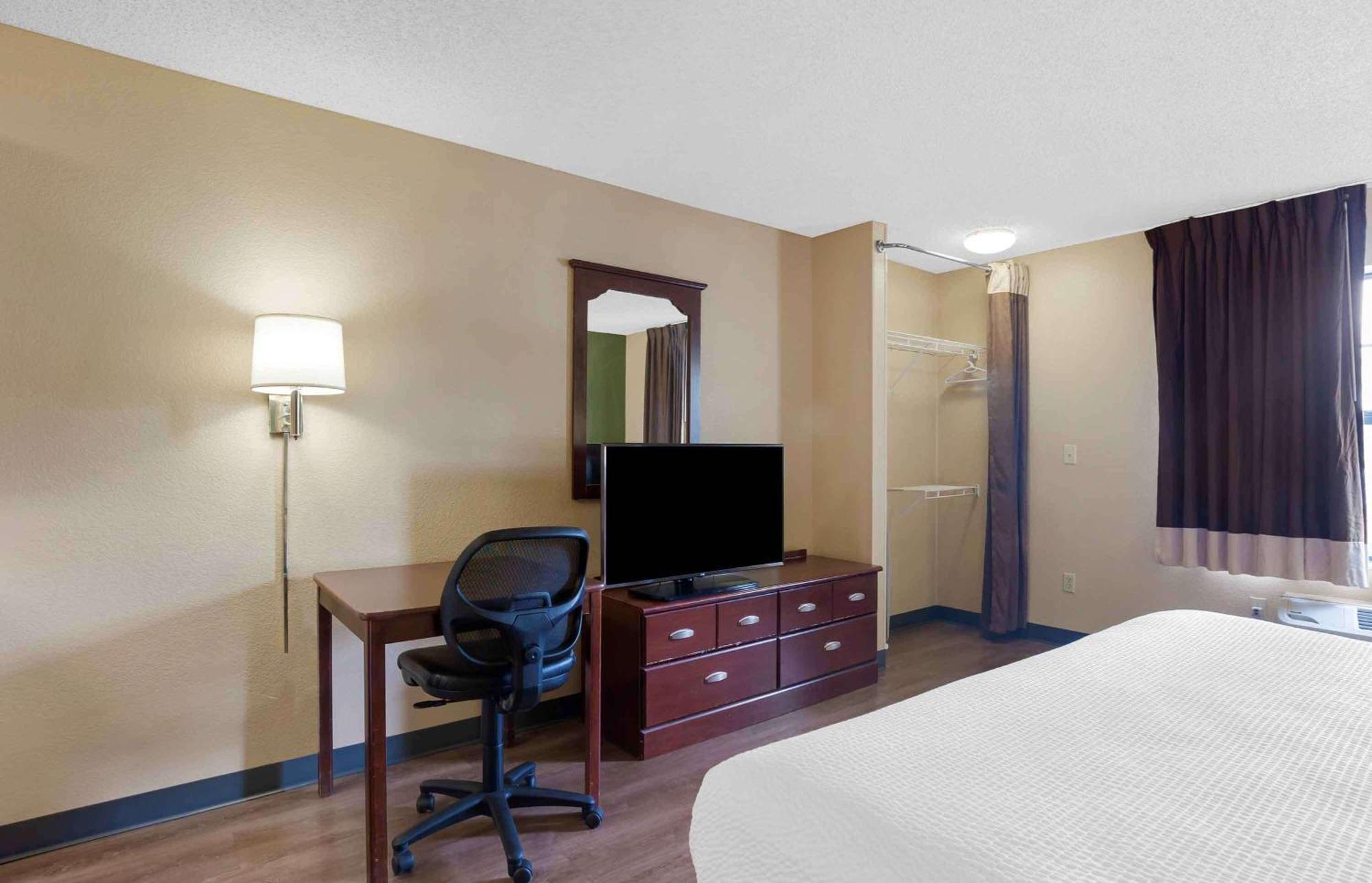 Extended Stay America Suites - Dallas - Las Colinas - Carnaby St Irving Buitenkant foto