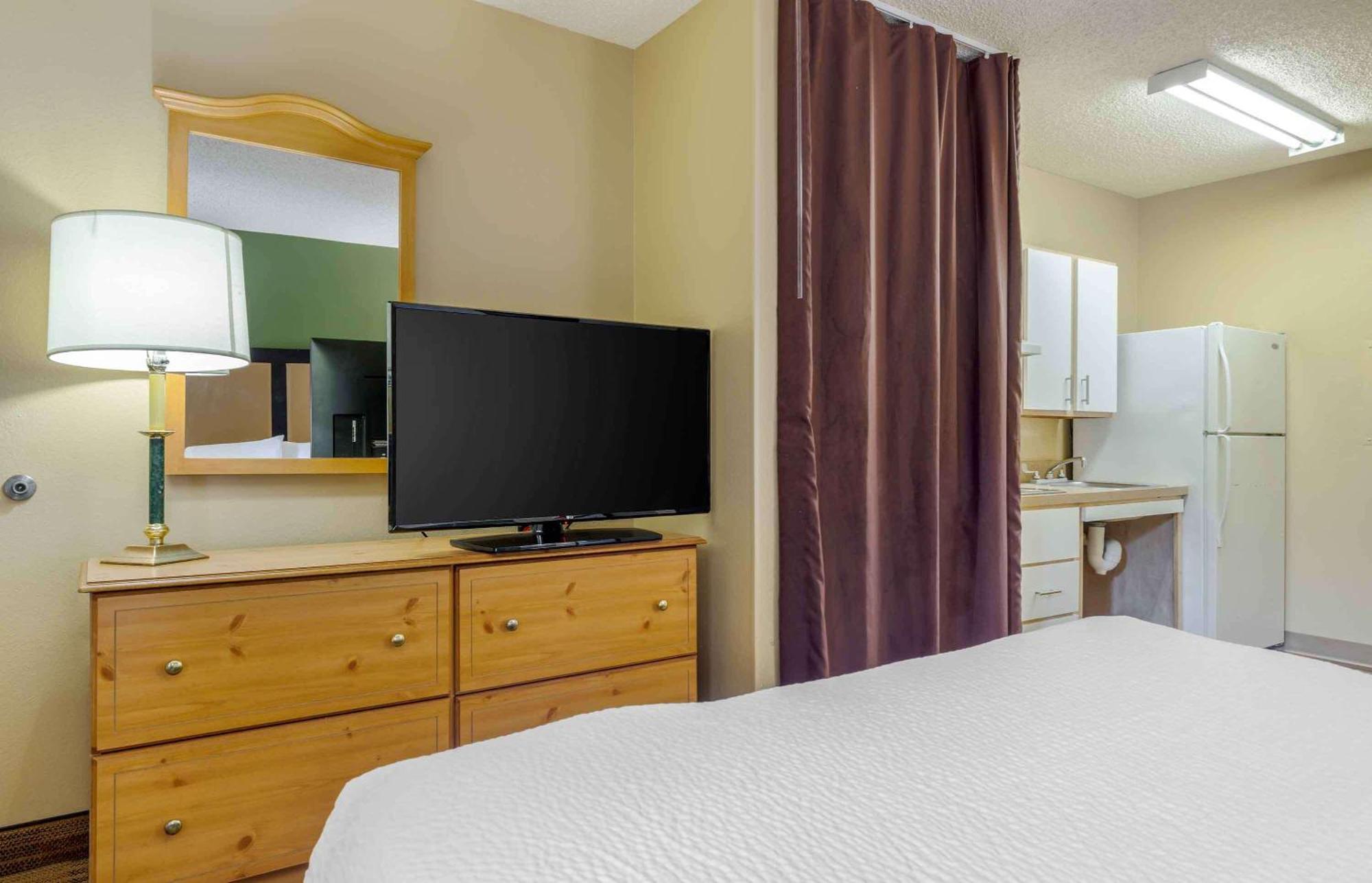 Extended Stay America Suites - Dallas - Las Colinas - Carnaby St Irving Buitenkant foto