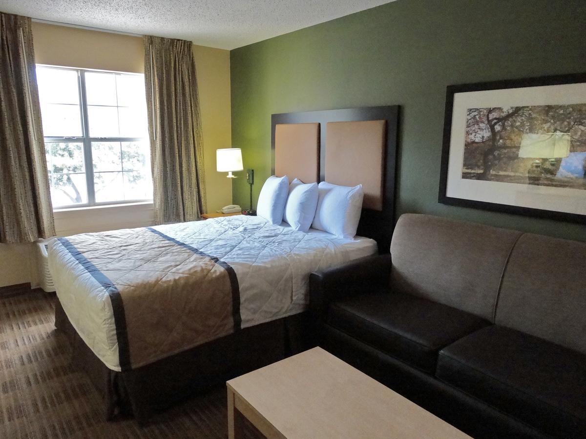 Extended Stay America Suites - Dallas - Las Colinas - Carnaby St Irving Buitenkant foto